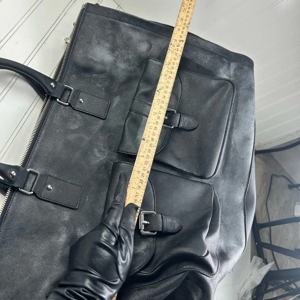 Hook + Albert Black Leather Weekender Garment Bag Unisex $590